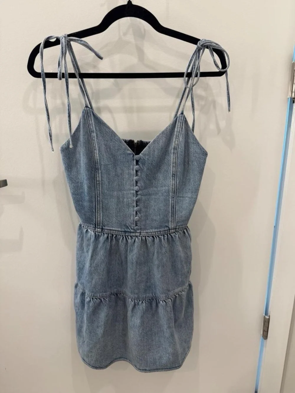 Alice + Olivia - Shanti Mini Dress, Size 2 NWOT - Picture 2 of 6